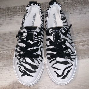 Tretorn Animal Print Sneakers Size 5 New